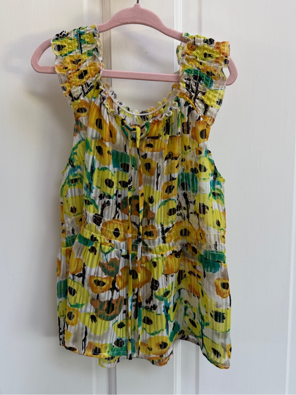 NWOT Vittorio Girl 4 Yellow Floral Smock Shoulder Short Sleeve Top Blouse Shirt